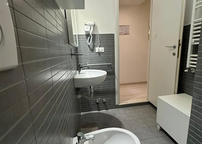 Guest house Tiburtina Suites, 3*