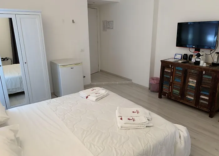 Tiburtina Suites, Pensjonat Rzym