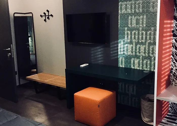 Tiburtina Suites,