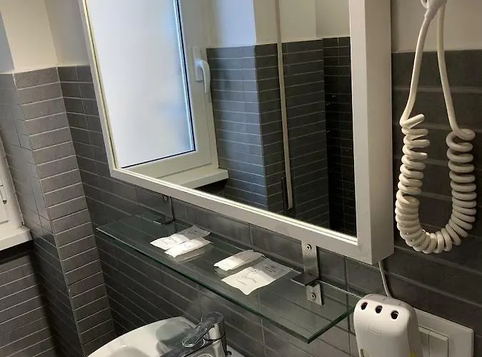 Tiburtina Suites, Pensjonat 3*